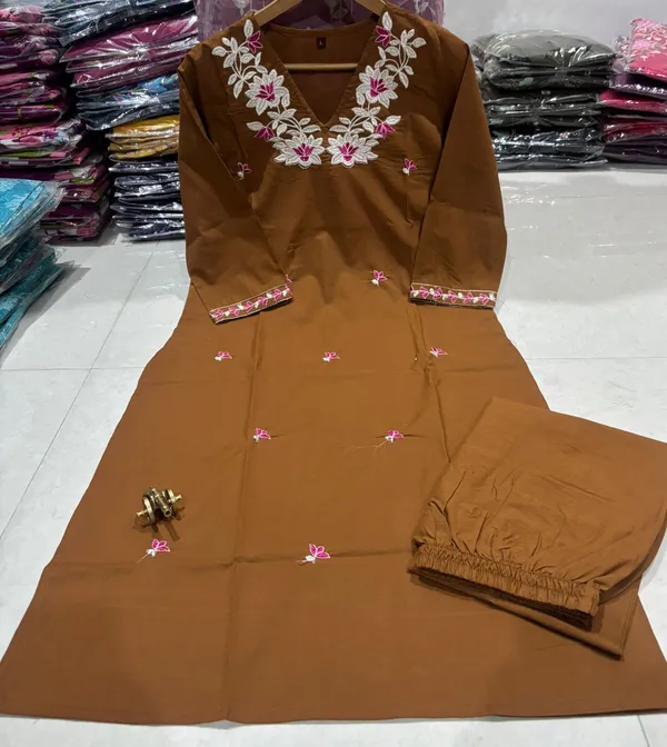 Elegant_Coffee_Brown_Floral_Embroidered_Kurta_Set