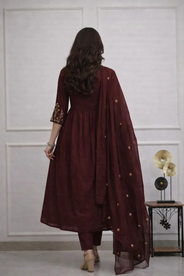 Elegant_Wine_Embroidered_Anarkali_Kurta_Set_with_Dupatta