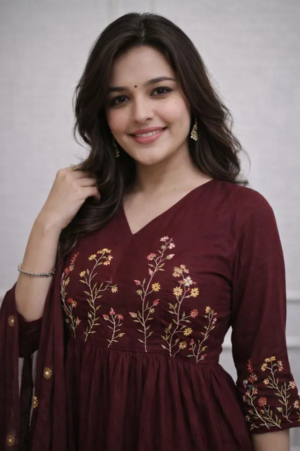 Elegant_Wine_Embroidered_Anarkali_Kurta_Set_with_Dupatta
