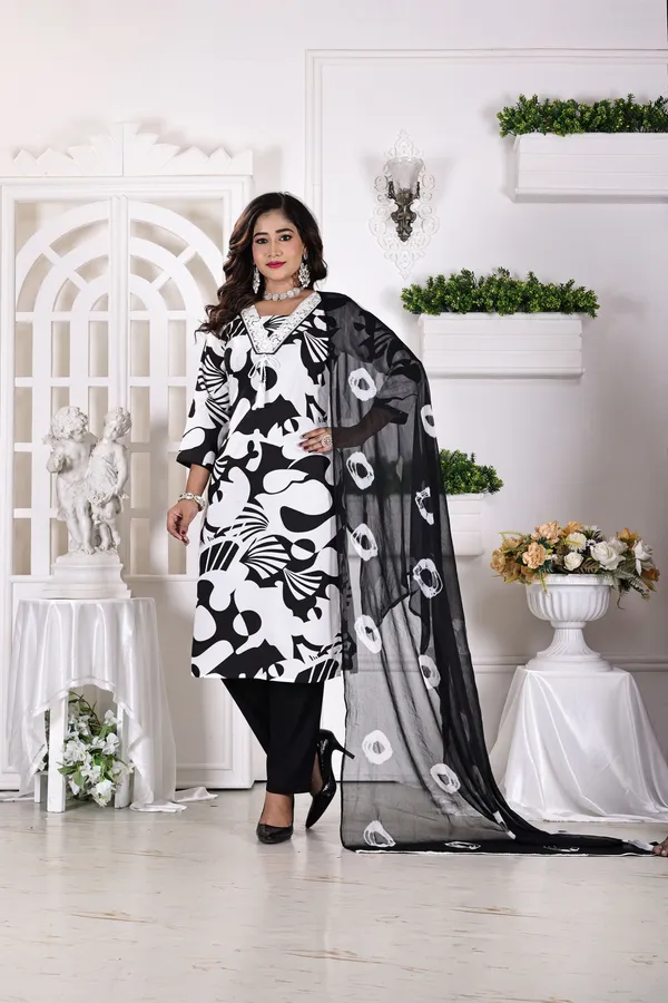 Black_Viscos_Rayon_A-line_Kurta_Set_For_Women