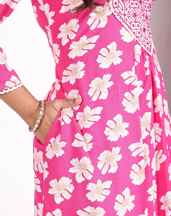 Pink_Premium_Viscose_Rayon_Floral_Print_Kurta,_Trouser_&_Dupatta_Set_For_Women