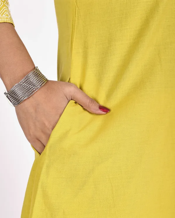 Yellow_Premium_Cotton_Rayon_Printed_&_Embellished_Kurti_&_Sari_Pant_For_Women