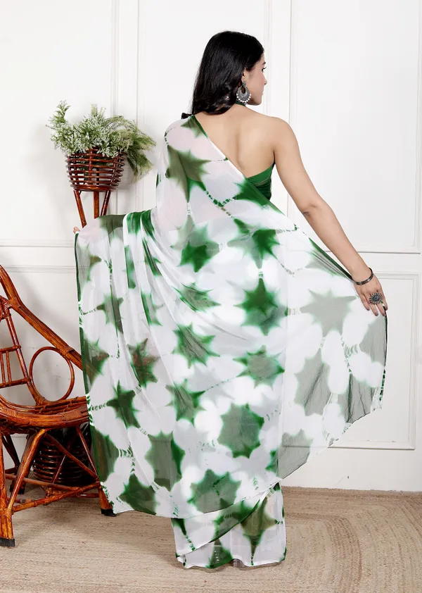 Green_Designer_Pure_Chiffon_&_New_Trendy_Bollywood_Saree_For_Women_(With_Blouse)