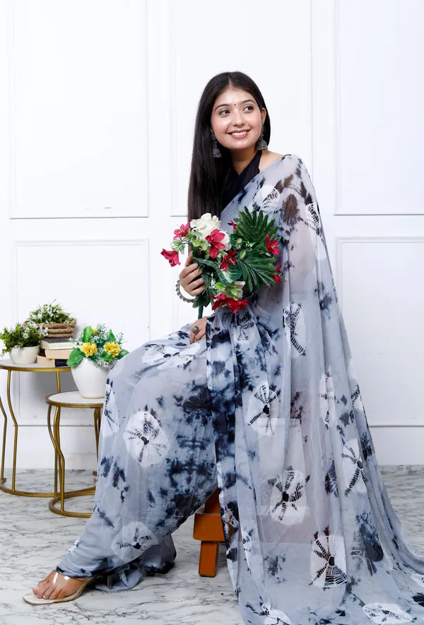 Grey_Designer_Pure_Chiffon_&_New_Trendy_Bollywood_Saree_For_Women_(With_Blouse)