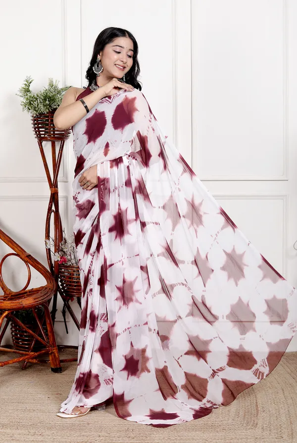 Red_Designer_Pure_Chiffon_&_New_Trendy_Bollywood_Saree_For_Women_(With_Blouse)