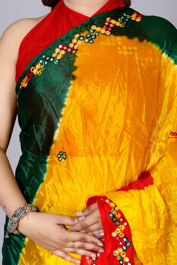 Yellow_Designer_Pure_Chiffon_&_New_Trendy_Bollywood_Saree_For_Women_(With_Blouse)