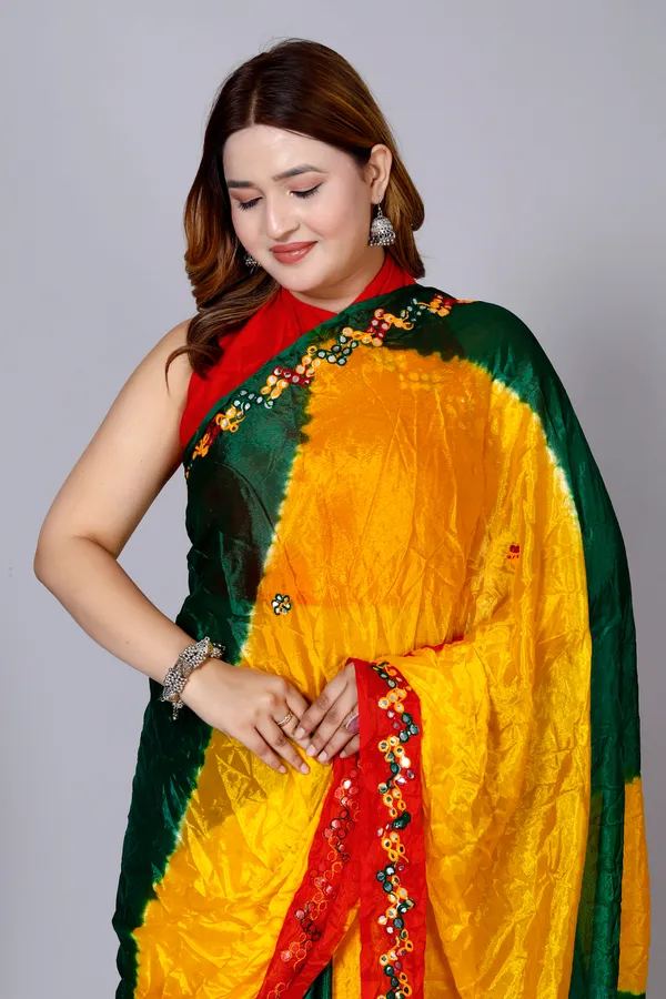 Yellow_Designer_Pure_Chiffon_&_New_Trendy_Bollywood_Saree_For_Women_(With_Blouse)