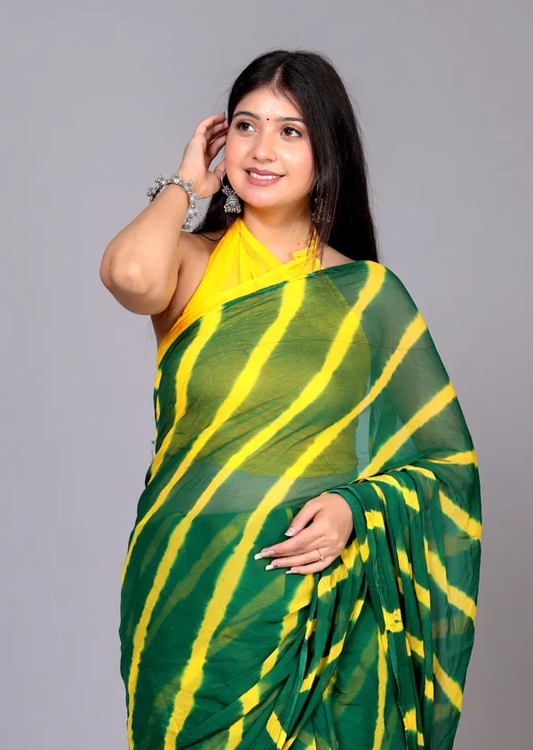 Green_Designer_Pure_Chiffon_&_New_Trendy_Bollywood_Saree_For_Women_(With_Blouse)