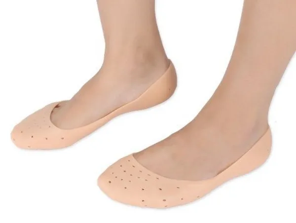 Beige_Anti_Crack_Full_Length_Silicon_Foot_Protector_Moisturizing_Socks_For_Foot_Care_And_Heel_Cracks