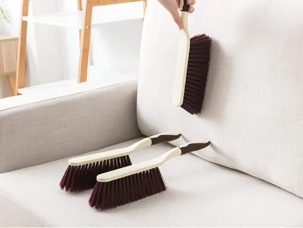 Brown_Plastic_Hard_And_Long_Cleaning_Brush_For_Car_Seat/Carpet/Mat_(14-Inch)