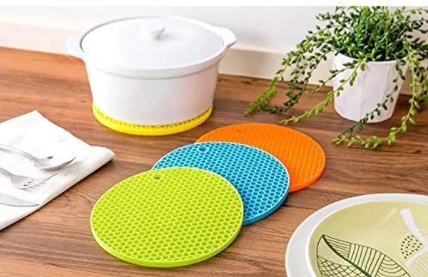 Multicolor_Silica_Gel_Anti_Hot_Heat_Resistant_Round_Pot_Holder_Disc_Pads_Car_Dashboard_Pad_Dining_Table_Mat_Placemat_Coasters_Pack_Of_5