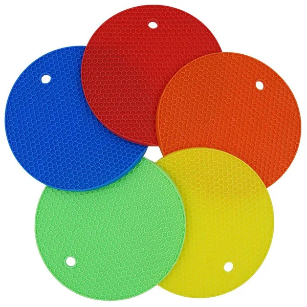 Multicolor_Heat_Insulation_Honeycomb_Design_Small_Round_Silicone_Tableware_Bowl_Dish_Plate_Mat