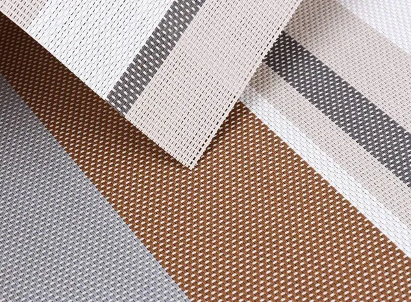 Multicolor_Pvc_4-Piece_Dining_Table_Kitchen_Placemats,_40X30Cm,_Striped_Table_Mat_Set_Of_4_Placemat
