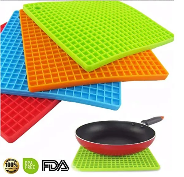 Multicolor_Square_Shape_Silica_Gel_Anti_Hot_Heat_Resistant_Trivets,Car_Dashboard_Anti_Slip_Resistant_Pad_Dining_Table_Mat,Size_18Cm_Set_Of_4