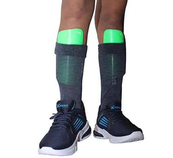 Football_Shinguard_No_Strap_Required_Shinguard_For_Kids_And_Boys_With_Stockings_And_Socks_Lemon_S_M