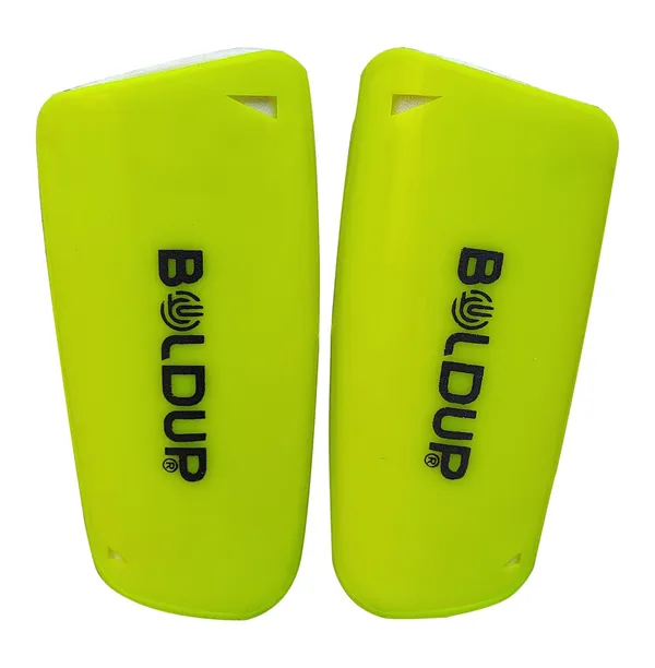 Football_Shin_Guard_With_Stocking_Socks_Combo_Lightweight_Plastic_Leg_Guards_With_Eva_Foam_Padding_For_Kids_Girl_Boys_Lemon_Left_Right_Socks