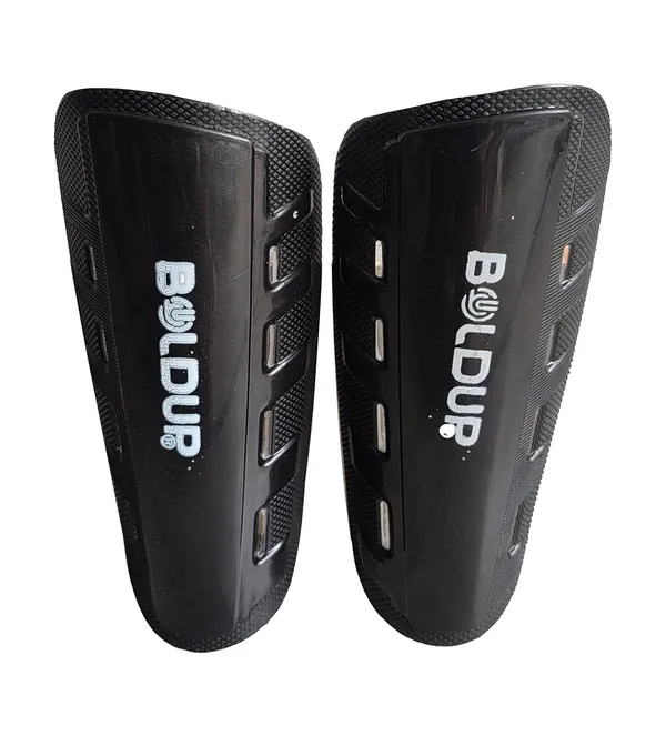 Football_Shin_Guard_With_Stocking_Socks_Combo_Lightweight_Plastic_Leg_Guards_With_Eva_Foam_Padding_For_Kids_Girl_Boys_8hole_Newl_R_Socks