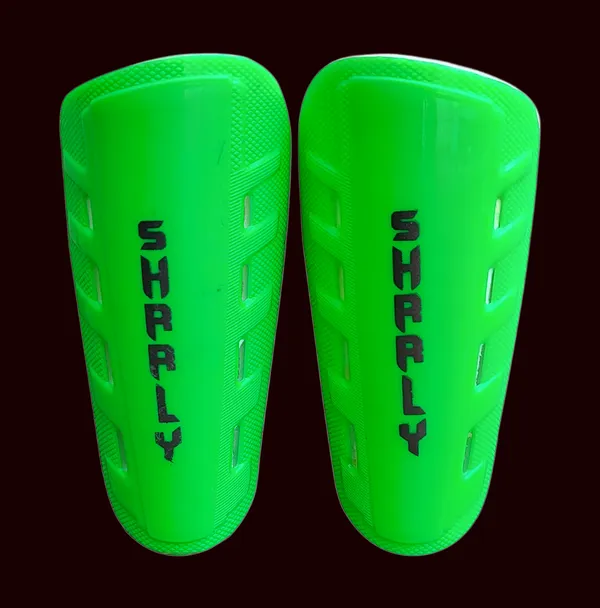 Green_Plastic_&_Foam_Premium_&_Elegant_Football_Shinguard_For_Sports_(Pack_of_4)