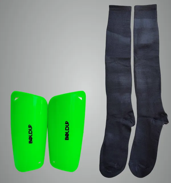 Lemon_Plastic_&_Foam_Premium_&_Elegant_Football_Shinguard_With_Socks_For_Sports_(Pack_Of_2)