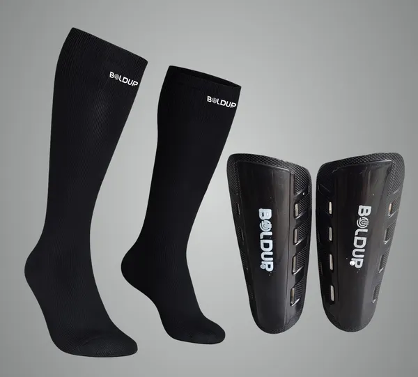 Black_Plastic_&_Foam_Premium_&_Elegant_Football_Shinguard_With_Socks_For_Sports_(Pack_Of_2)