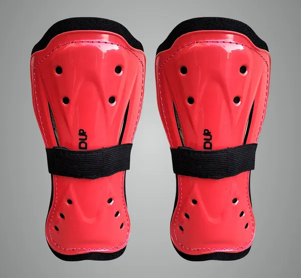 Red_Plastic_&_Foam_Premium_&_Elegant_Football_Shinguard_For_Sports_(Pack_Of_4)
