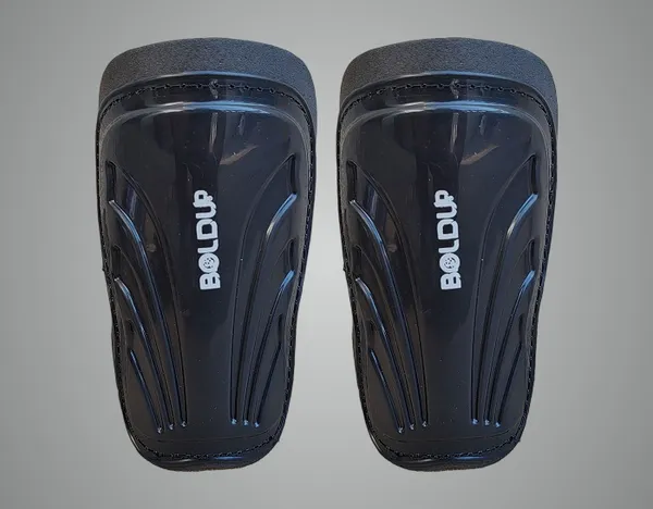 Black_Plastic_&_Foam_Premium_&_Elegant_Football_Shinguard_For_Sports_(Pack_of_4)