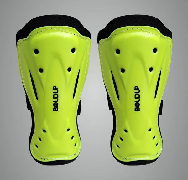 Green_Plastic_&_Foam_Premium_&_Elegant_Football_Shinguard_For_Sports_(Pack_of_4)