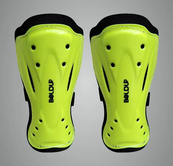 Green_Plastic_&_Foam_Premium_&_Elegant_Football_Shinguard_For_Sports_(Pack_of_4)