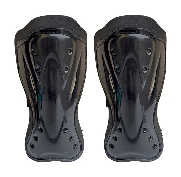 Black_Plastic_&_Foam_Premium_&_Elegant_Football_Shinguard_For_Sports_(Pack_of_4)