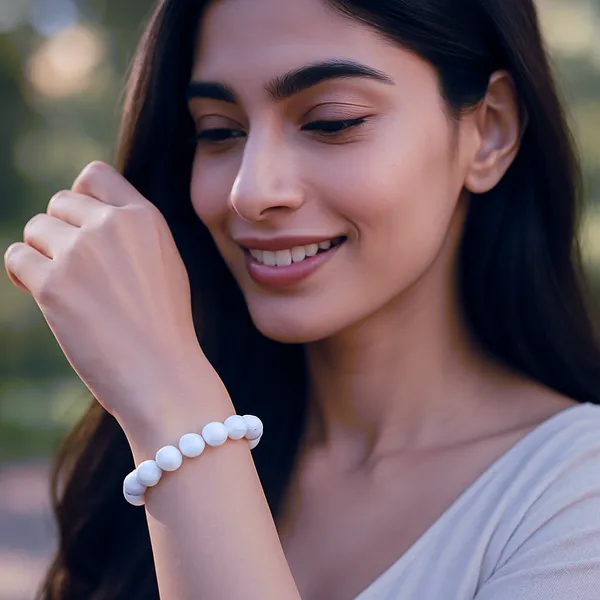 Howlite_Calming_Bracelet_—_The_Stone_of_Serenity