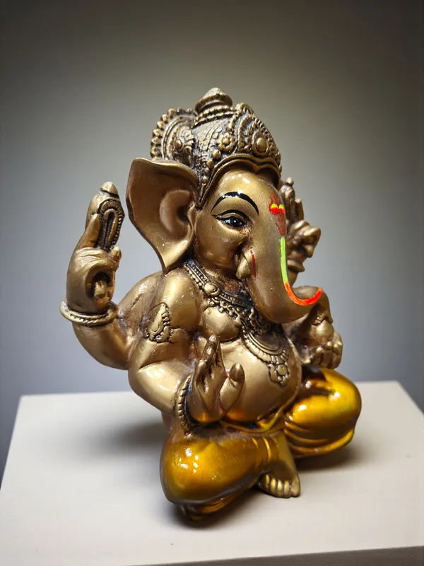 Gold_Fiber_Poly_Resin_Premium_Ganesha_Idol