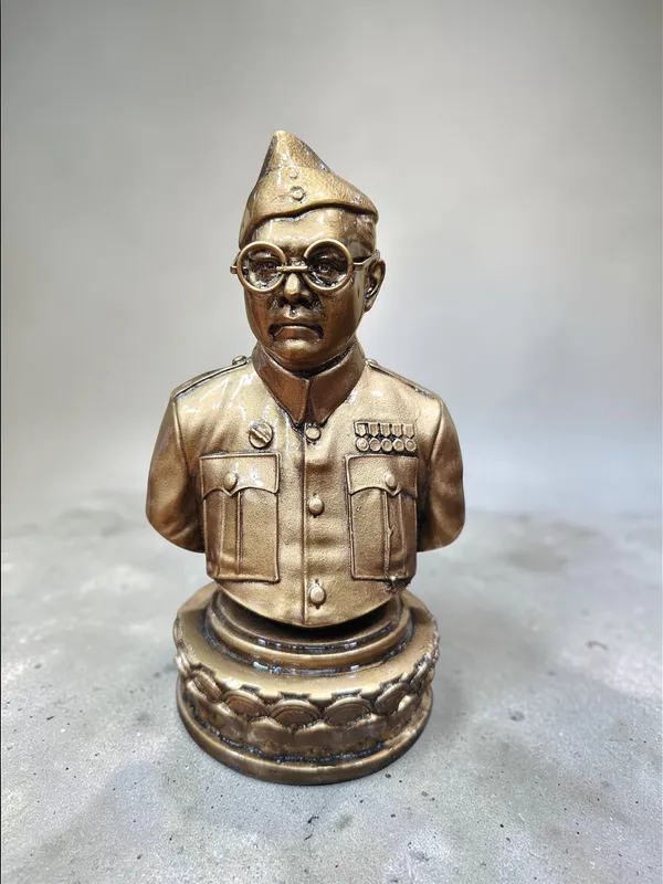 Netaji_Subhas_Chandra_Bose_Bust_Statue_–_Antique_Golden_Finish_Poly_Resin_Idol_for_Home_Decor,_Office_Desk_&_Patriotic_Gift_DA-115