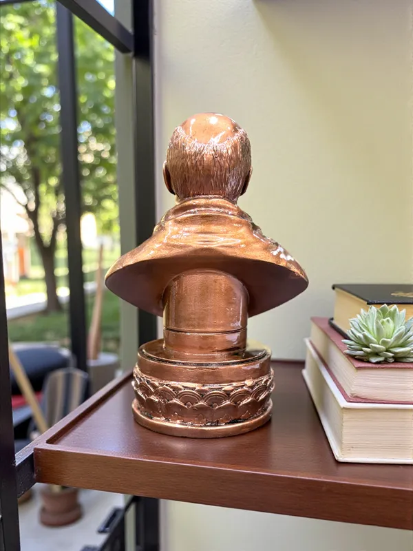 Sardar_Vallabhbhai_Patel_Bust_Statue_|_Iron_Man_of_India_Resin_Idol_|_Premium_Copper_Finish_Desk_Décor_Showpiece_for_Home_&_Office_DA-111