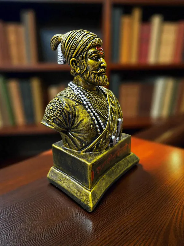 Multicolor_Fiber_Poly_Resin_Premium_Shivaji_Maharaj_Idol