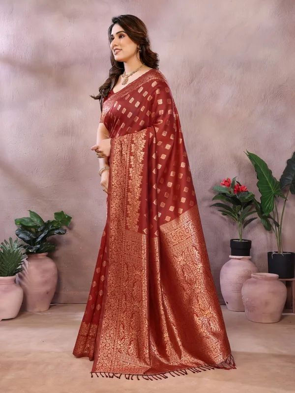 Luxury_in_Every_Thread_Jacquard_Sarees_&_Blouse_Pieces