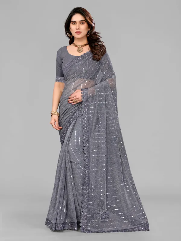 Mirror_Majesty:_Zari_Fabric_Saree_with_Chemical_Lace_Detailing