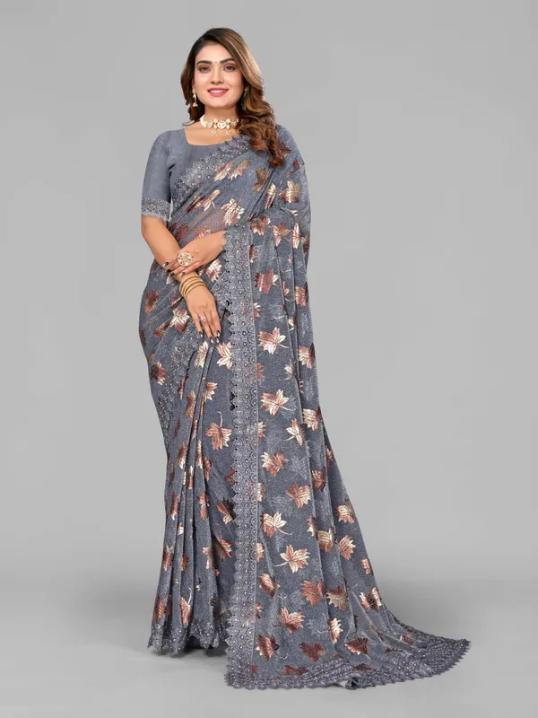 Foil_Work_Saree_in_Rich_Zari_Fabric_with_Intricate_Chemical_Lace