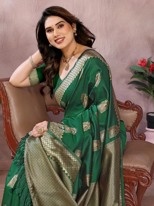 Luxury_in_Every_Thread_Jacquard_Sarees_&_Blouse_Pieces