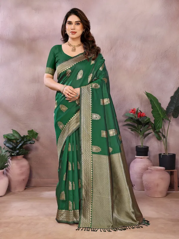Luxury_in_Every_Thread_Jacquard_Sarees_&_Blouse_Pieces