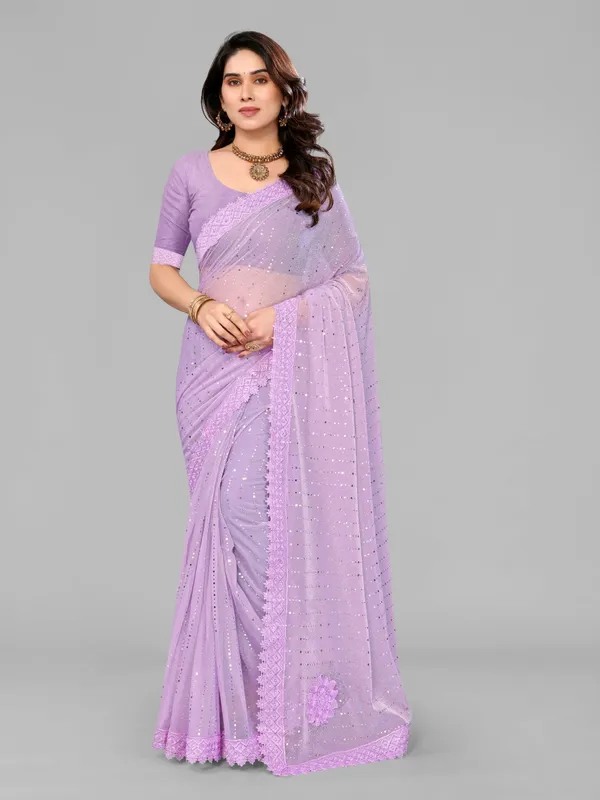 Mirror_Majesty:_Zari_Fabric_Saree_with_Chemical_Lace_Detailing