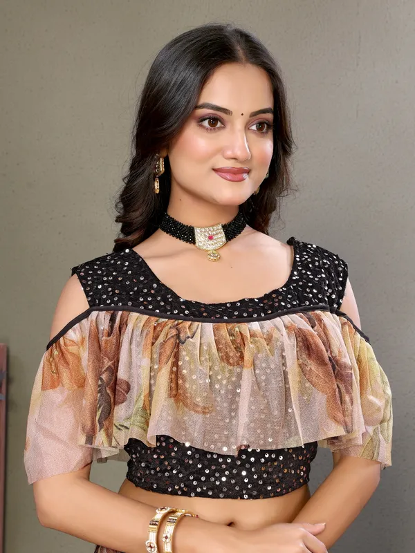 Trendy_Lycra_Print_Saree_for_Effortless_Eleganc.