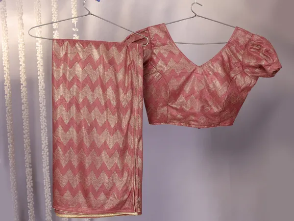 Subtle_Spark:_Soft_Touch_Foil_Printed_Saree_With_Blouse_Piece