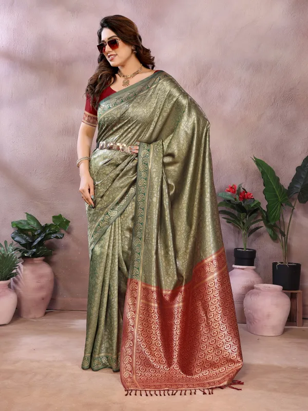 Luxury_in_Every_Thread_Jacquard_Sarees_&_Blouse_Pieces