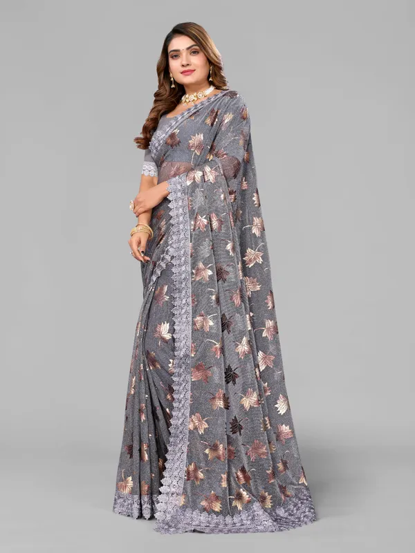 Foil_Work_Saree_in_Rich_Zari_Fabric_with_Intricate_Chemical_Lace