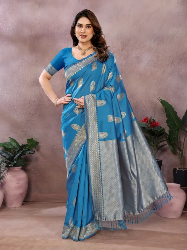 Luxury_in_Every_Thread_Jacquard_Sarees_&_Blouse_Pieces