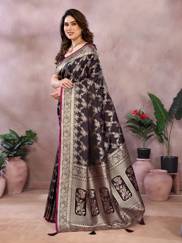Luxury_in_Every_Thread_Jacquard_Sarees_&_Blouse_Pieces