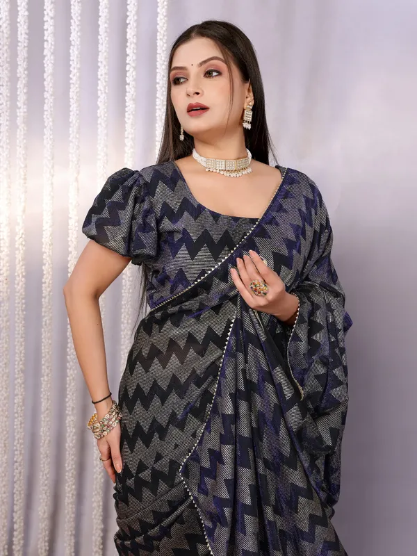 Metallic_Two-Tone_Fabric_Saree_with_Stitched_Blouse