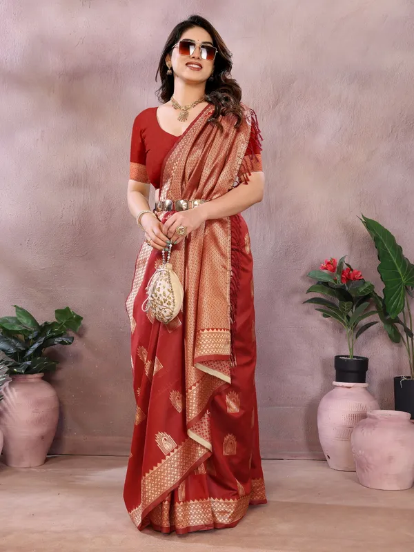 Luxury_in_Every_Thread_Jacquard_Sarees_&_Blouse_Pieces