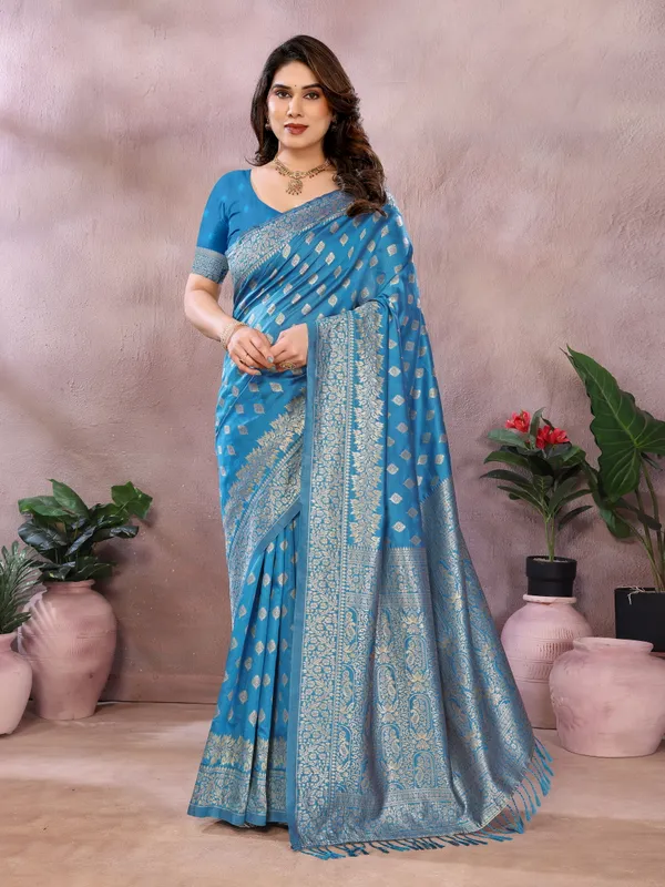 Luxury_in_Every_Thread_Jacquard_Sarees_&_Blouse_Pieces