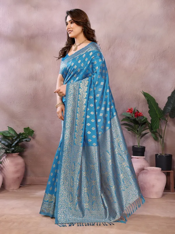 Luxury_in_Every_Thread_Jacquard_Sarees_&_Blouse_Pieces